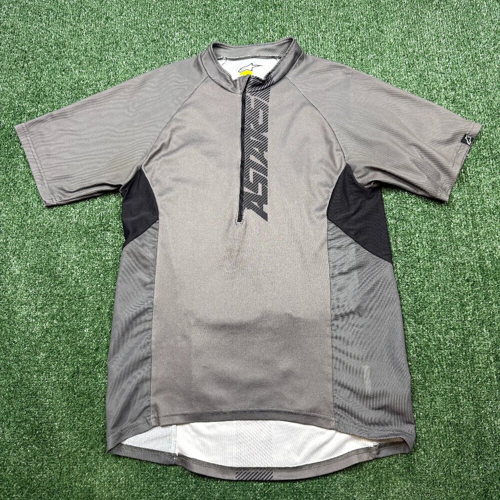 AlpineStars Mountain Shirt Men's Size L Gray Quarter Zip Short Sleeve Biking